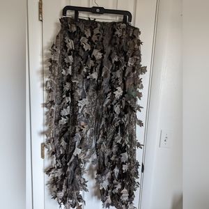 Game Winner Realtree Camouflage Men's Insulated Hunting Coverall -Size L /XL.